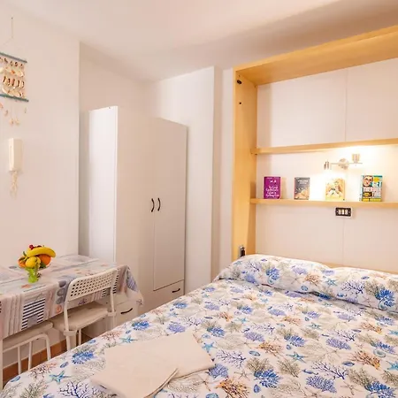 Πανσιόν Estate