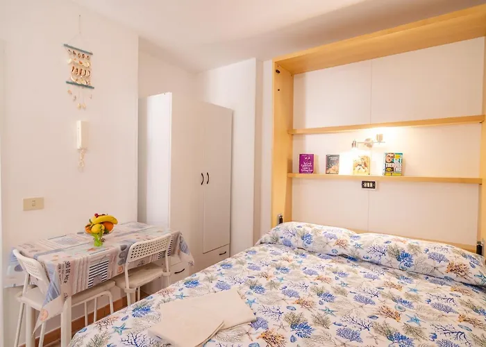 Πανσιόν Estate