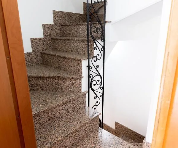 בית הארחה Estate 3*